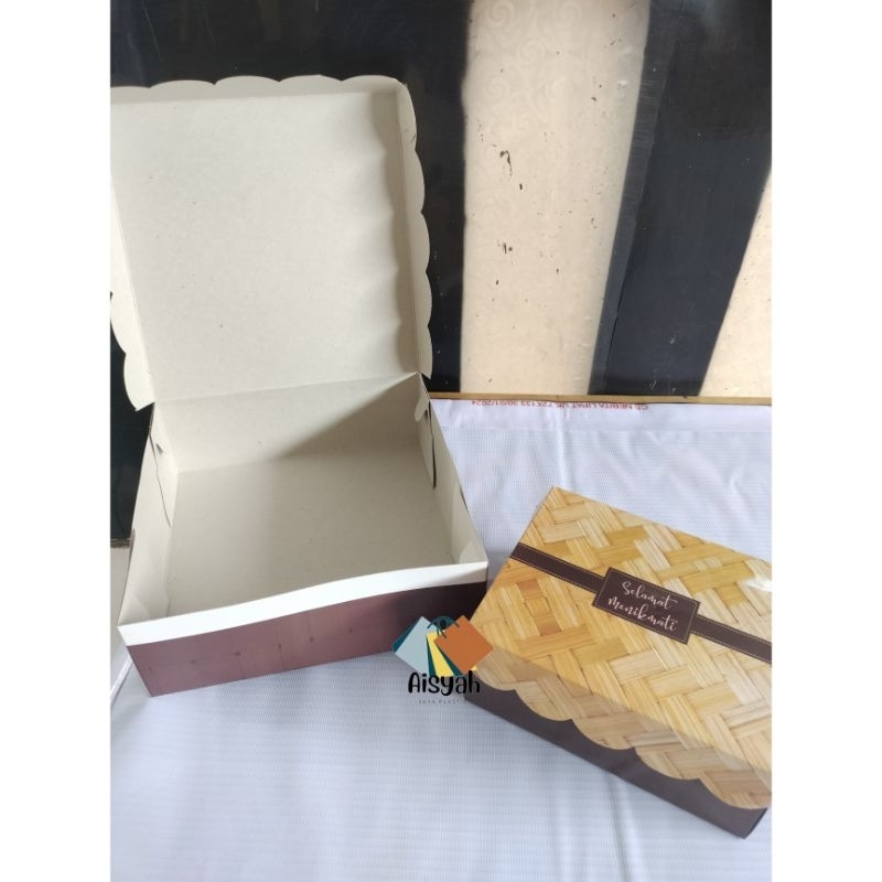 

Kardus Nasi / Kardus Kue / Box Nasi / Box Kue (Aisyah Jaya Plastik)