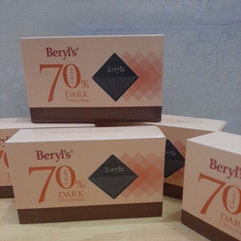 

Beryl's 70% Cacao Dark Chocolate 60gr isi 10pcs
