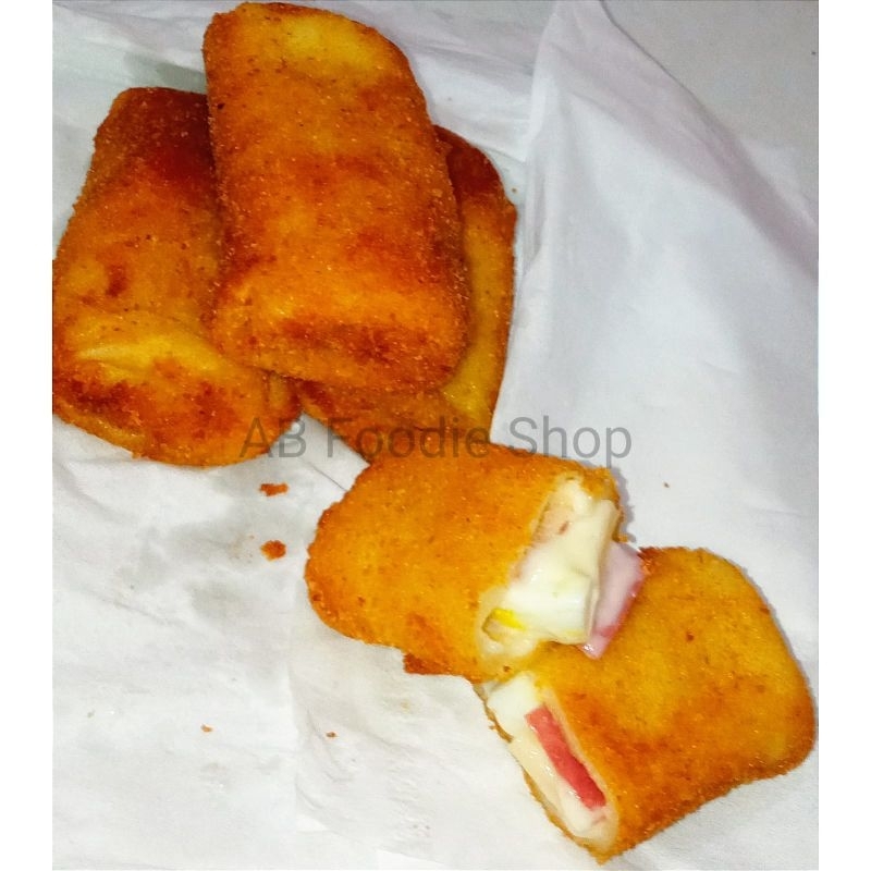 

risoles smokebeef keju telor mayo frozen isi 10pcs