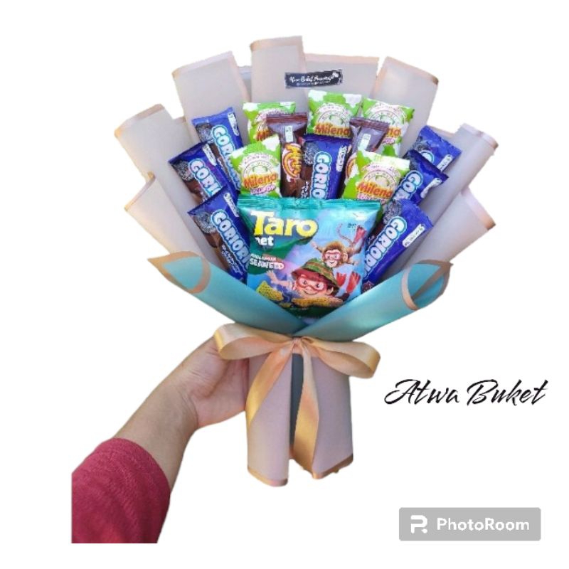 

Buket Snack murah cocok untuk hadiah sidang/wisuda/ultah doi/hari guru