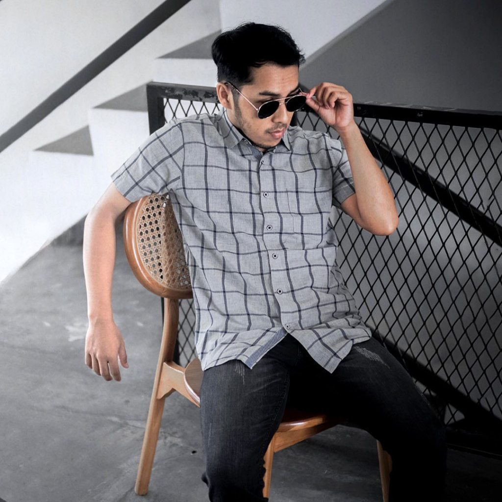 RGB Clothing Company Kemeja Kotak Slim Fit Import RHMP1202109