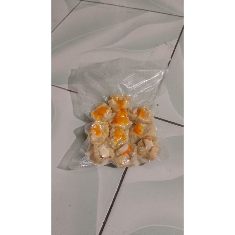 

Dimsum Ayam Maknyus Isi 10