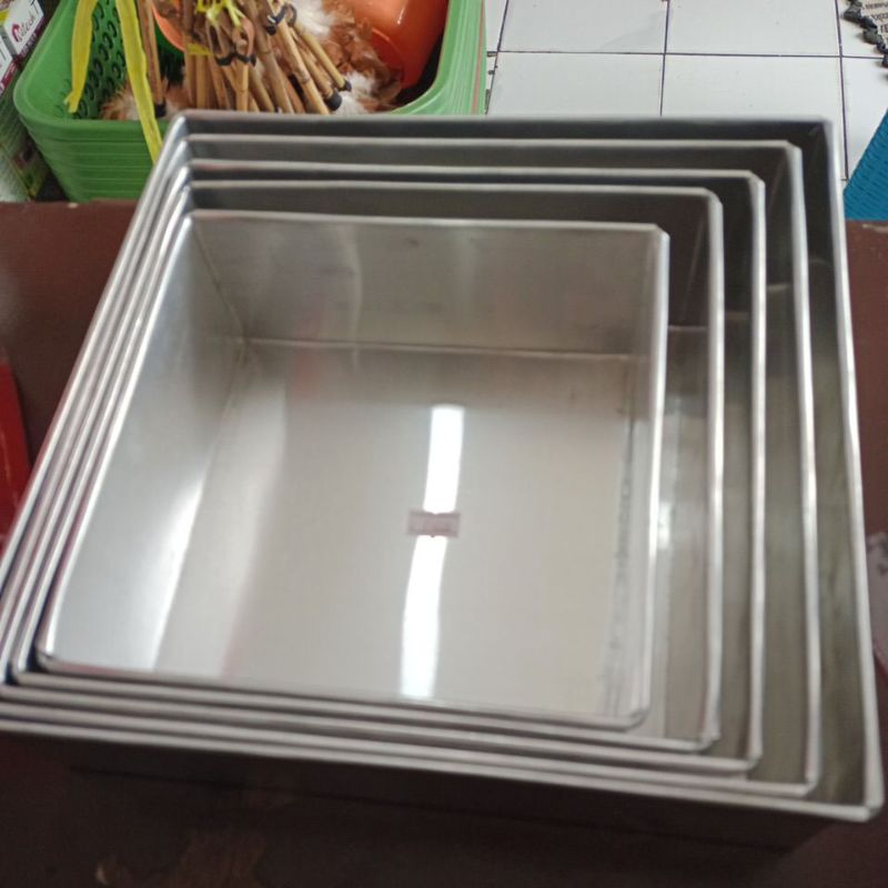 Loyang Kue Bolu Segi Empat