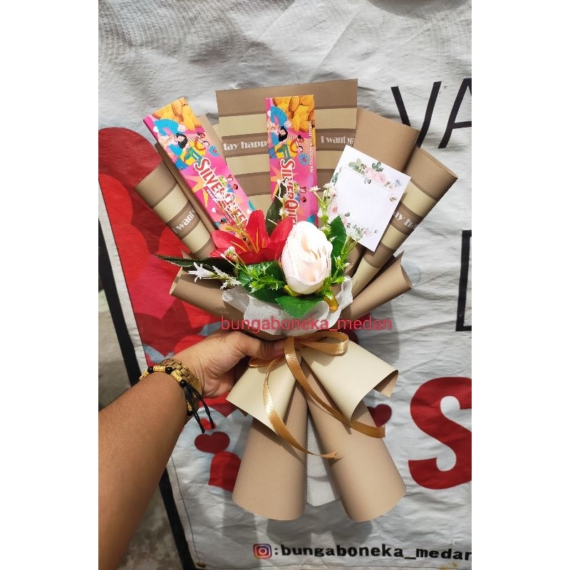 

buket bunga gift for valentine/buket isi coklat/buket coklat
