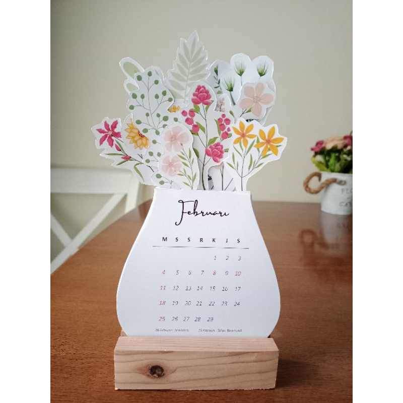 

Kalender Aesthetic 2024 Flowers Kalender 2024 Kalender Meja