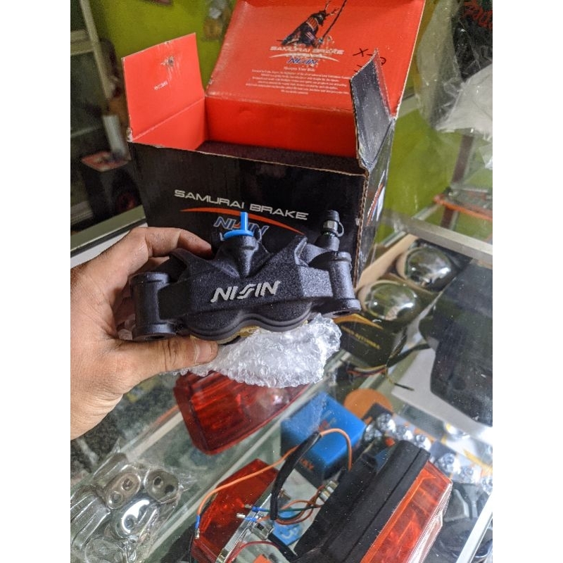 kaliper nissin africa twin