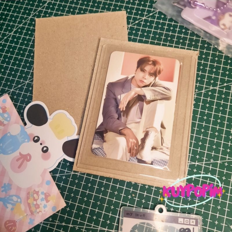 

[30 pcs] UKURAN 8X11CM GREY BOARD / KARTON BOARD PACKING PHOTOCARD KPOP NO. 30