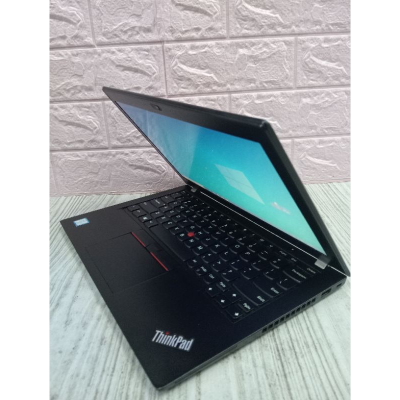 Lenovo Thinkpad X280 core i5/gen8/Ram8/ssd256