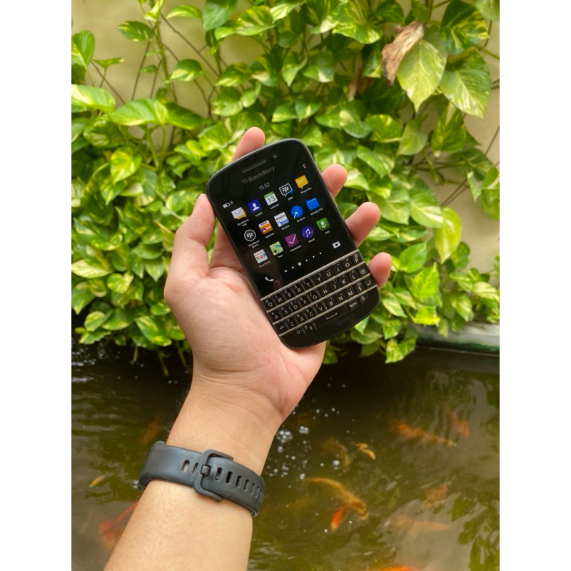 SECOND - BLACKBERRY Q5 2/16 4G LTE