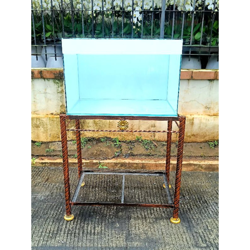 Aquarium 60x40x40 + rak ulir