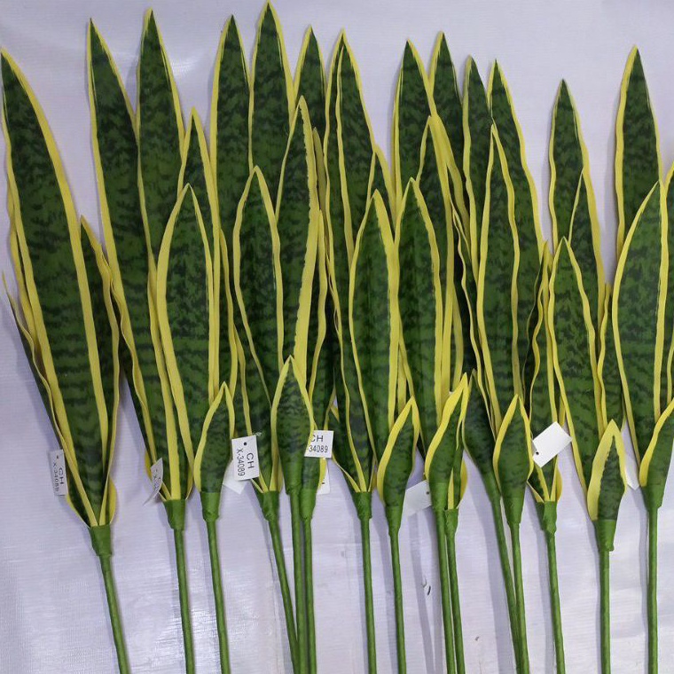 Daun Lidah Mertua Latex Artificial