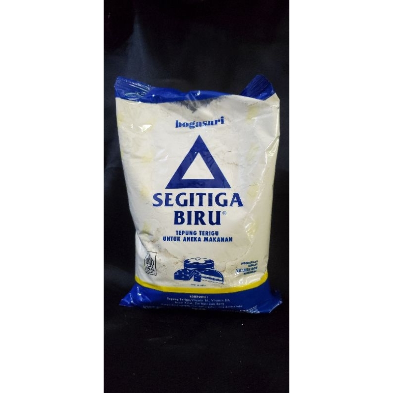 

Segitiga Biru