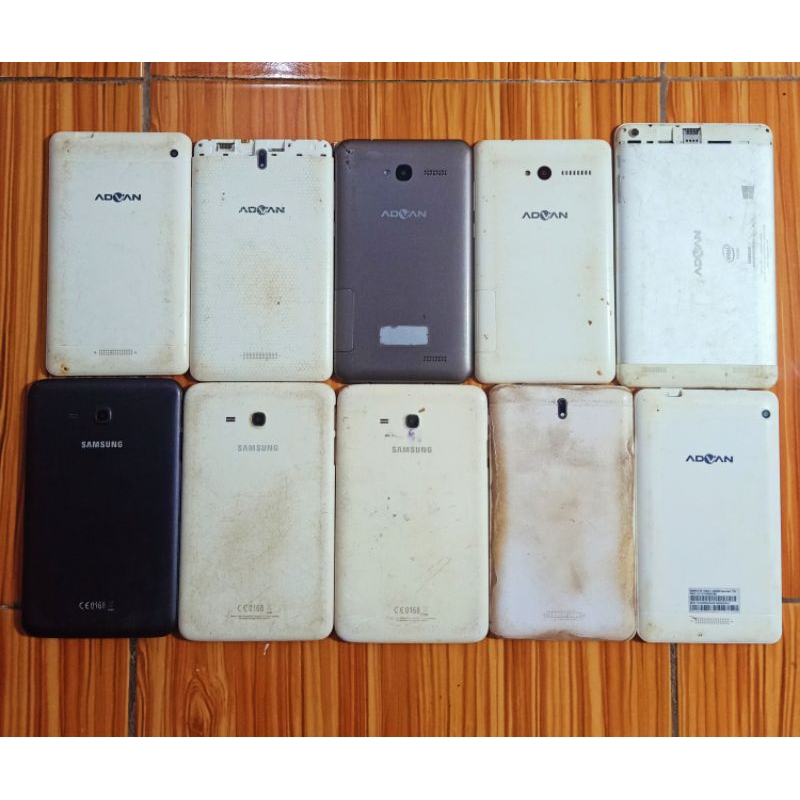 Tablet Advan dan samsung minus LCD Mesin hidup normal