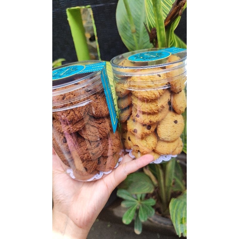 

kue chocolate chips dan butter chips