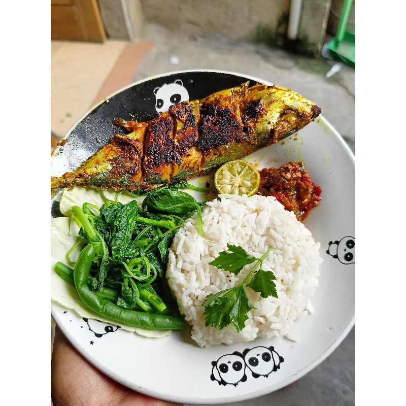 

Nasi paket waregg (khuss instan)