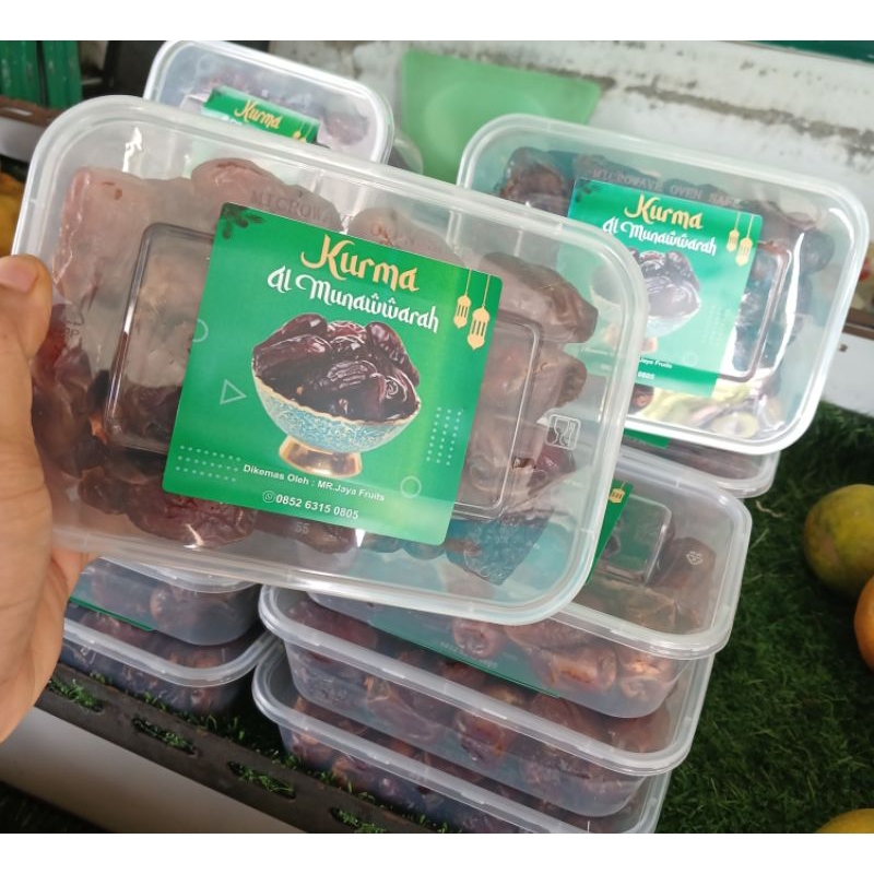 

Buah kurma