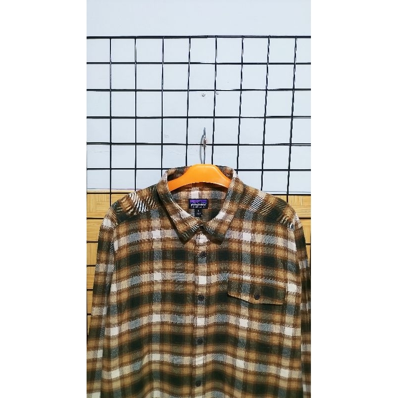 Kemeja Flanel Patagonia like New Second Original