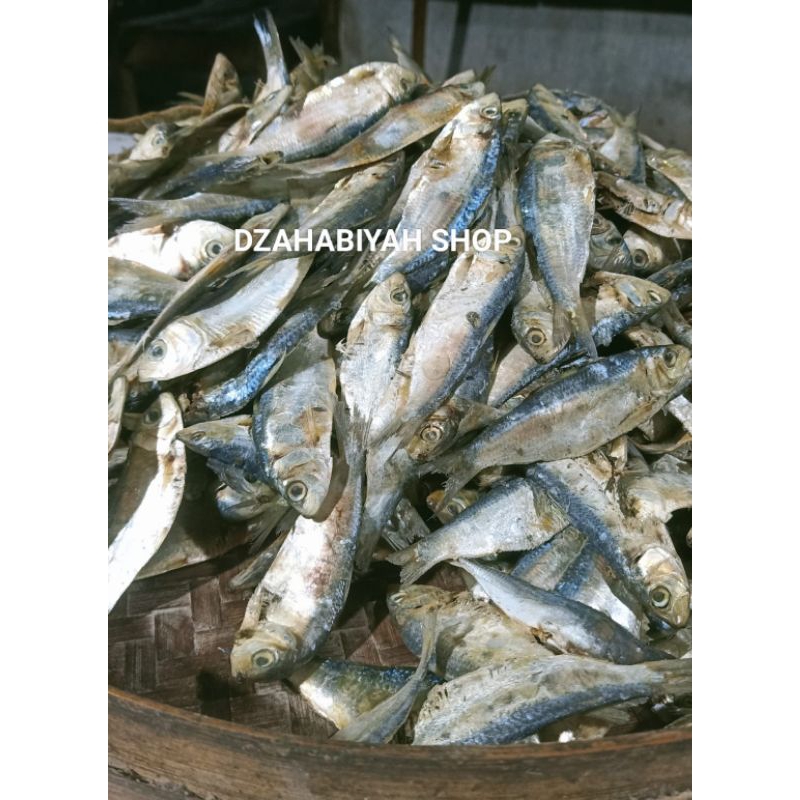 

Ikan Asin Sipil / Juwi
