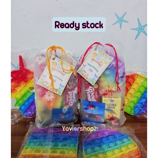 

Free Ongkir Ready stock Paket snack ultah mainan pop it FREE CARD
