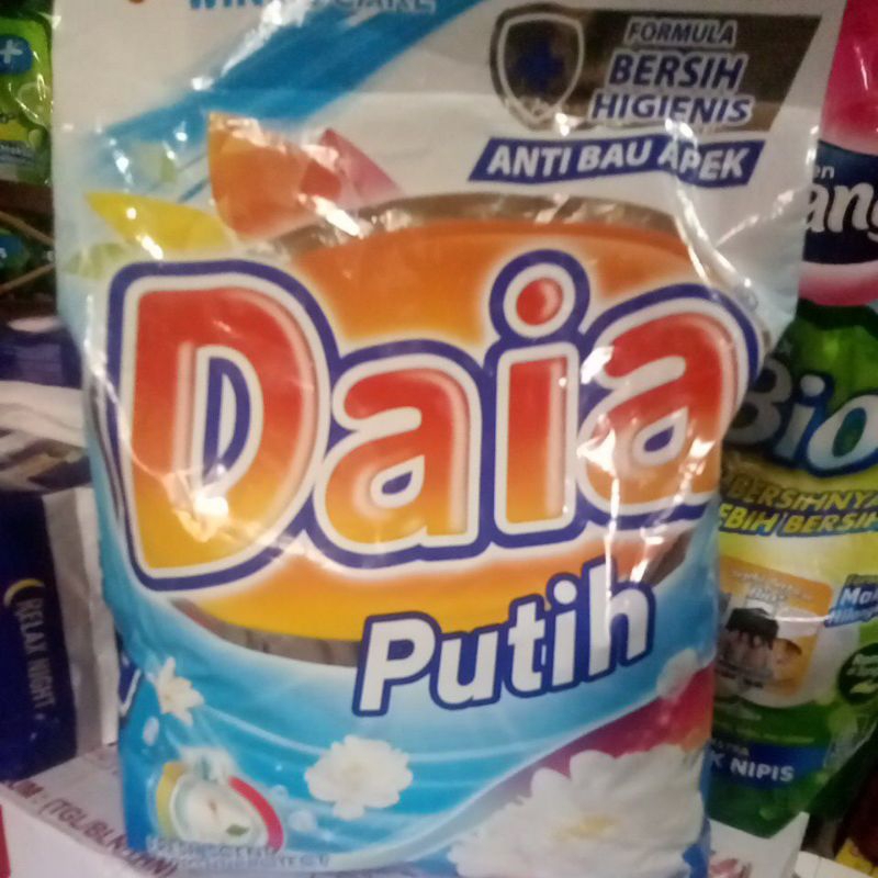 deterjen bubuk daia
