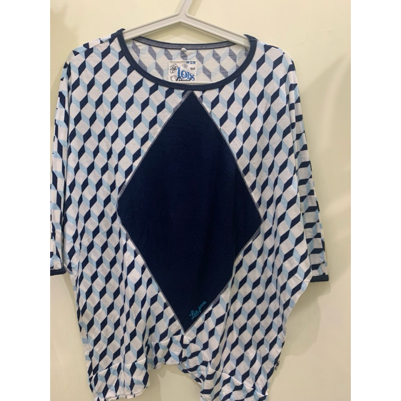 preloved kaos batwing Lois