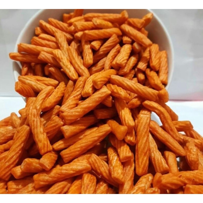 

Stik Pang-Pang Pedas / Stick pangpang - Stix Termurah / KUE PANGPANG / KUE BANTAL / PANGPANG MANIS / PANG PANG SNACK/ Kue Bantal Pangpang Pedas Manis Gurih