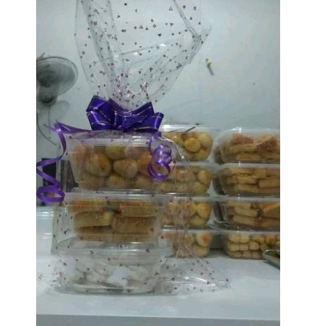 

Paketan Aneka kue kering murah dan enak isi 3 toples 350ml (fresh from oven)