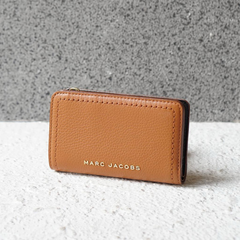 MJ groove medium bifold wallet peach whip 14x8 cm