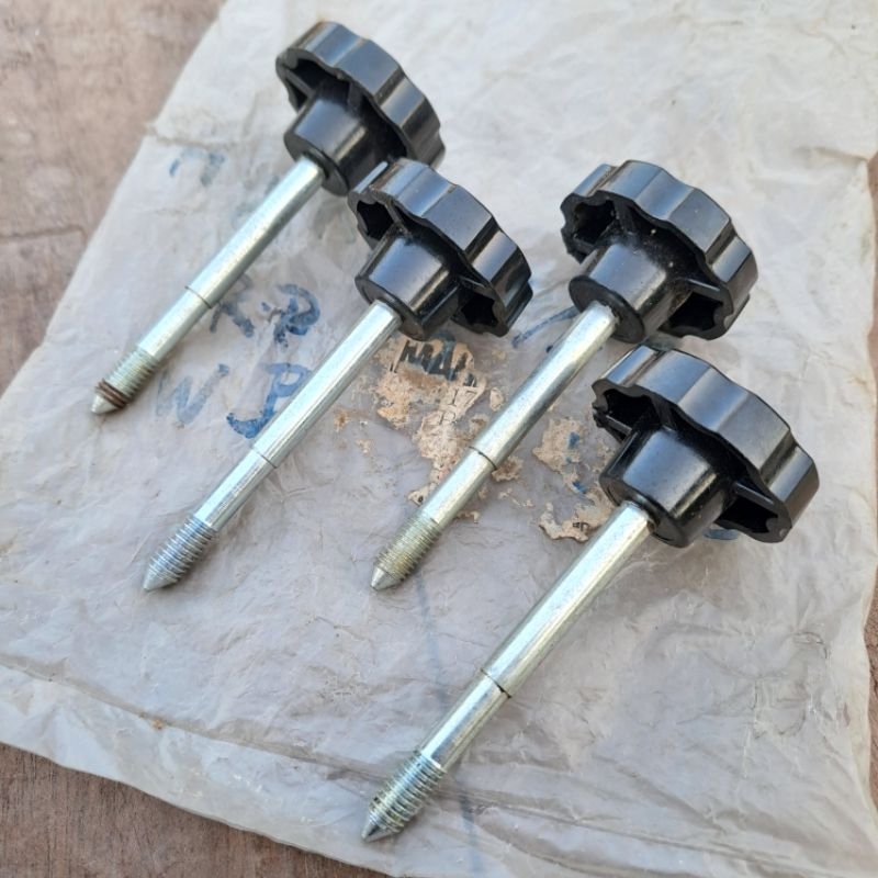 BAUT TUTUP COVER BODY BELAKANG YAMAHA V80 V 80 V75 ORI ORIGINAL NOS