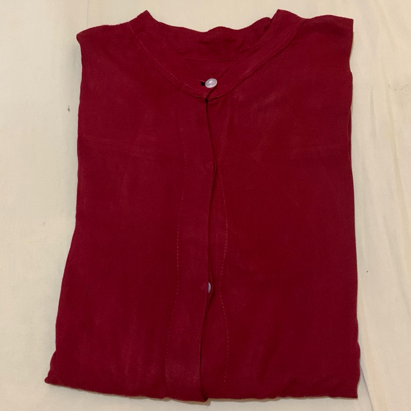 Kemeja rayon merah preloved