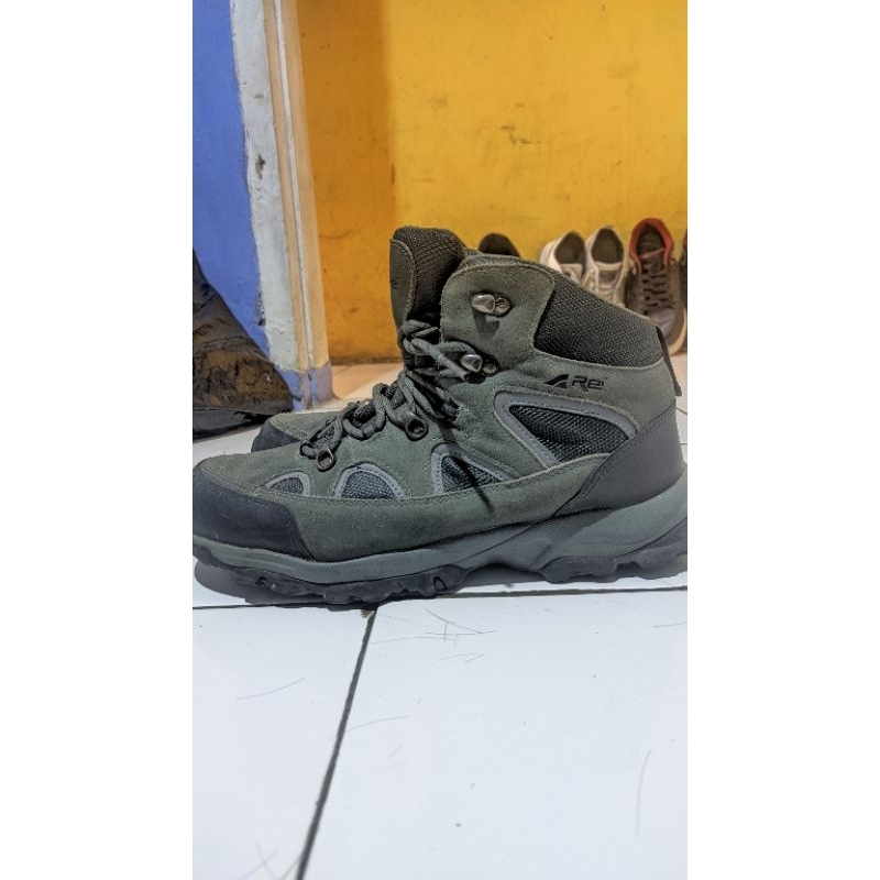 SepatuArei