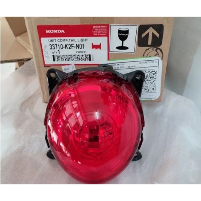 lampu stop belakang scoopy 2021( UNIT COMP TAIL LIGHT ) ori ahm