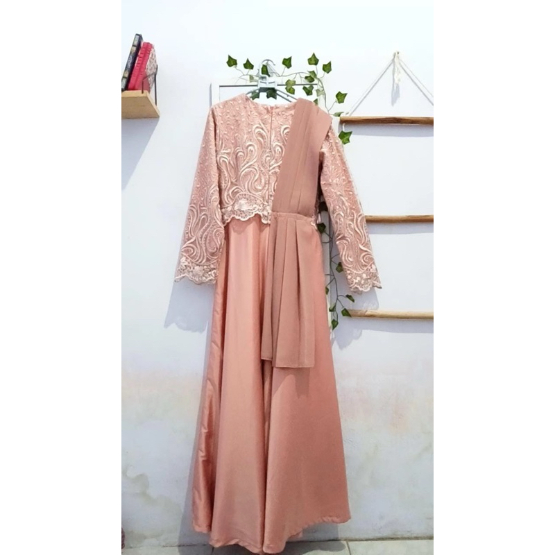 preloved gamis brokat