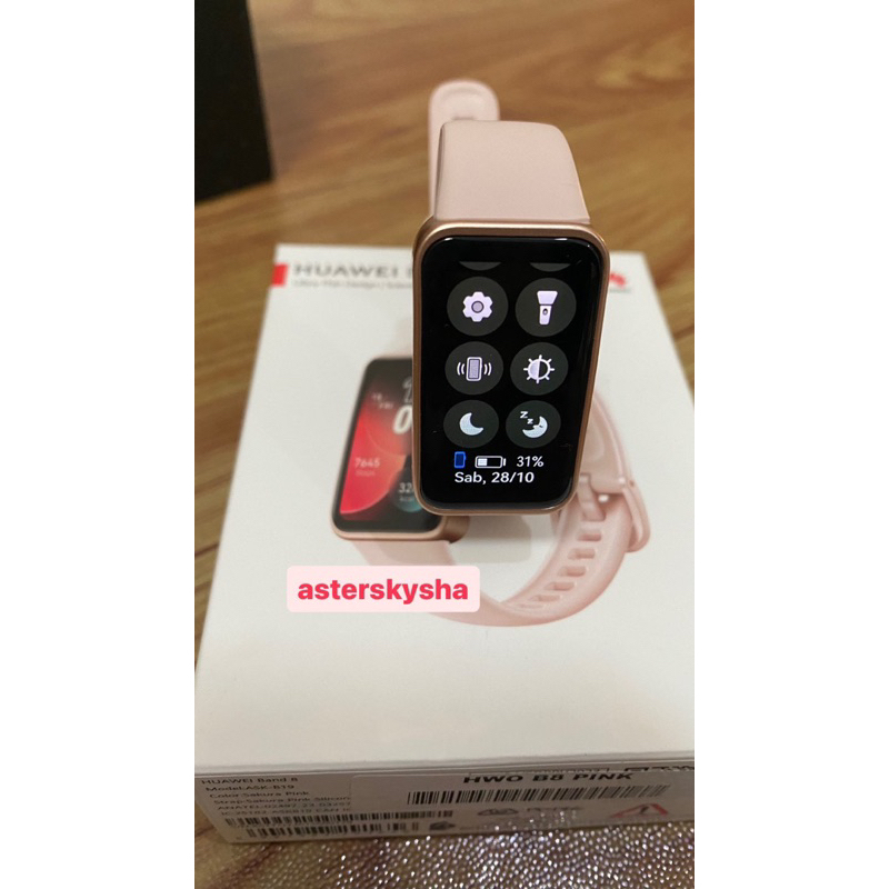 HUAWEI BAND 8 (Preloved)