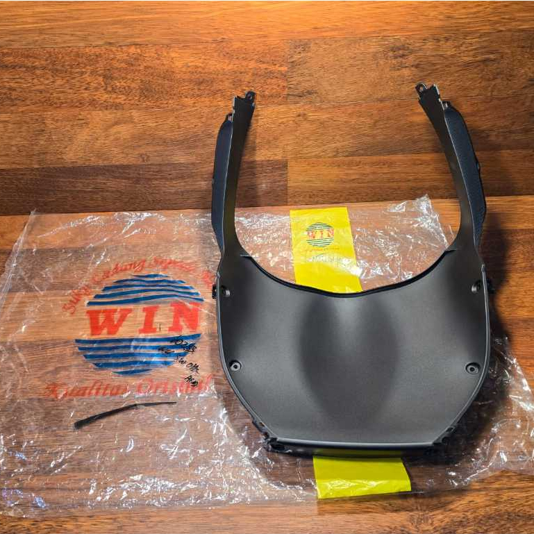 (MERK WIN) VARIO 160 - COVER LOWER FRONT TAHANAN LUMPUR 64308K2SN00ZA