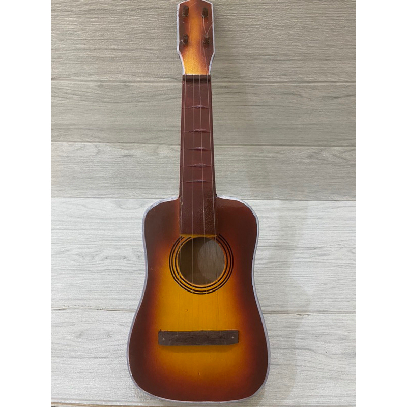 mainan anak gitar kecil edukatif