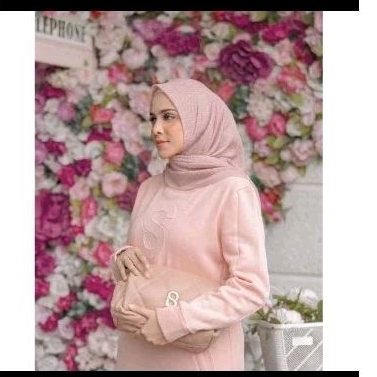 Audrey sweatshirt Buttonscarves preloved