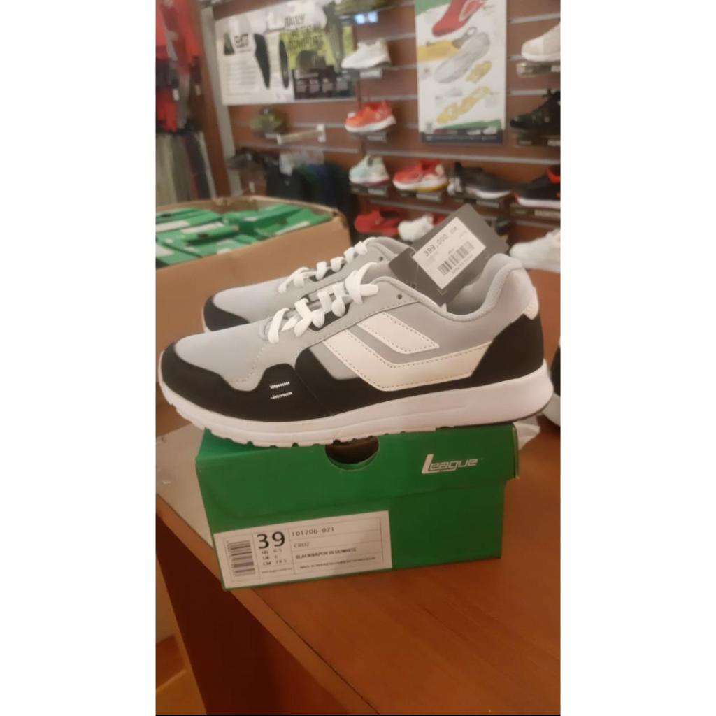 Sepatu Pria / Wanita League
