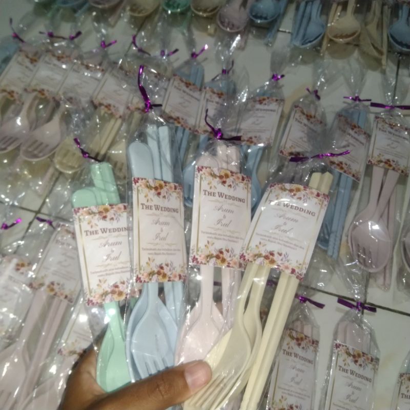 Souvenir Sendok Garpu dan Sumpit | Souvenir Pernikahan