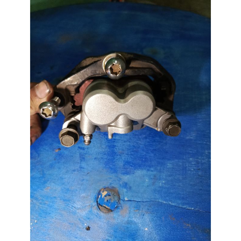 kaliper depan Jupiter z