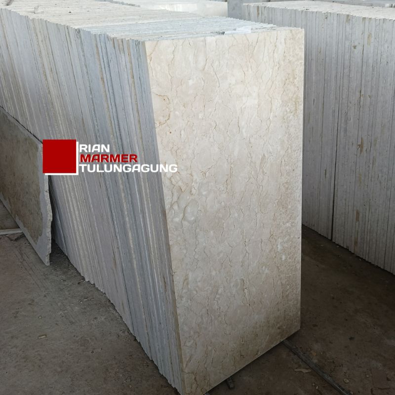 Lembar Lantai rumah Marmer Putih tulungagung
