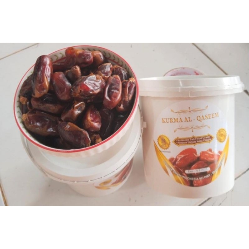 

KURMA AL-QASEEM EMBER 500Gr (FREE PACKING BUBBLE DAN DUS)