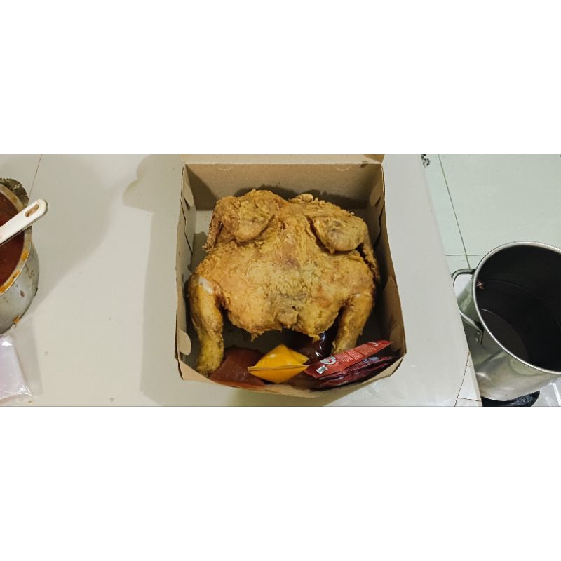 

AYAM UTUH BEKAKAK ORIGINAL 2