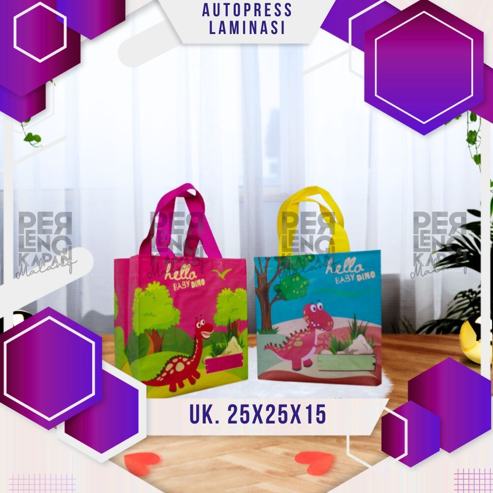 

AUTOPRESS MOTIF 70GSM Tas Box Spunbond Goodie Bag Laminasi 24x14x23 Souvenir Promosi Murah Tebal