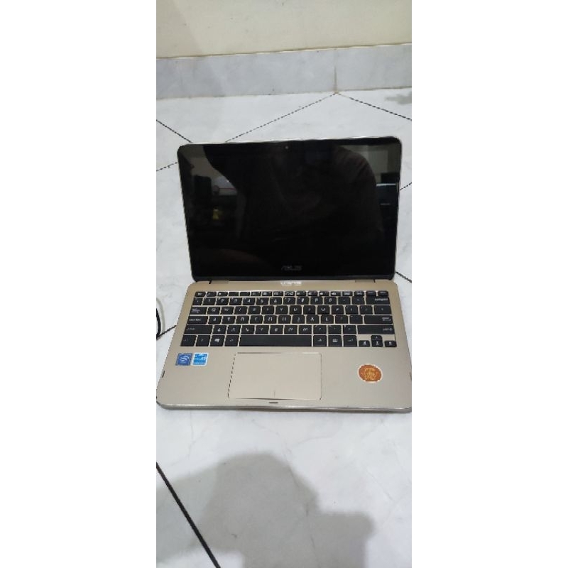laptop Asus 2 in 1 TP203N