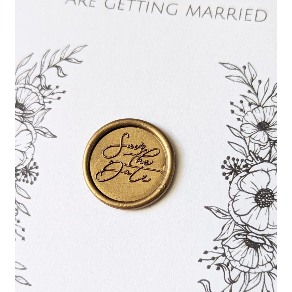 

(ASC) Save The Date (Bronze) - 1 pcs Wax Seal Coin Wedding / Segel instan undangan siap pakai sudah include double tape / Tanpa minimum / DIY / Art / Vintage Candle / calligraphy / Hampers