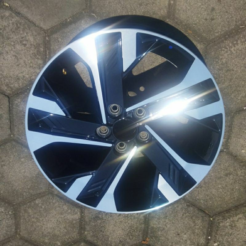 velg new xenia R16 pcd 5x100. bijian