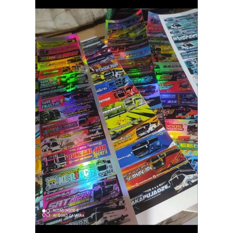 

15 KOTAK STIKER HOLOGRAM ORIGINAL ANTI AIR