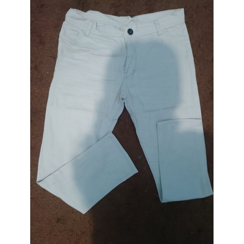 PRELOVED CHINO CREAM PRIA MURA