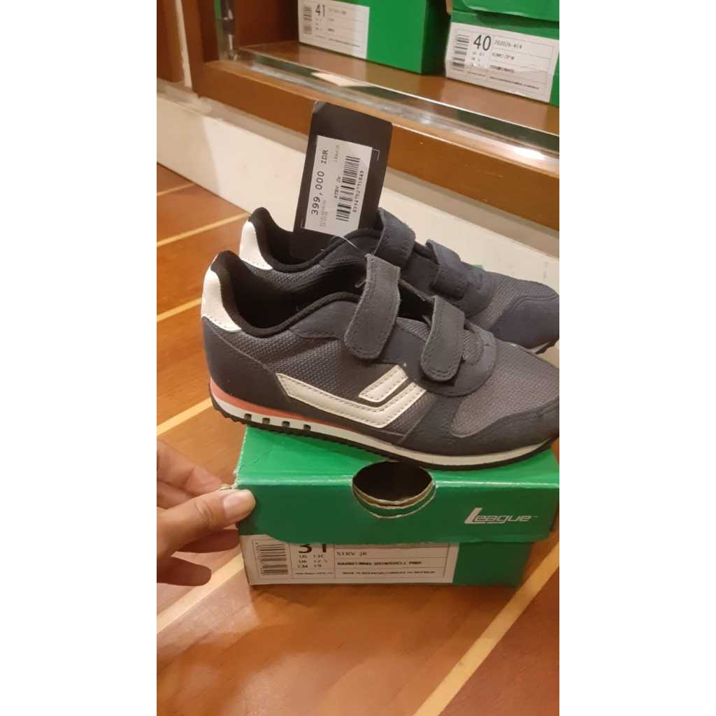 Sepatu Anak League Legas